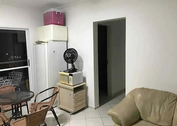 Apto com piscina